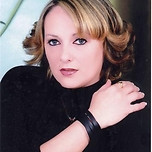 <span class='identity '><span class="identity__username">chantalshannon</span></span> chantalshannon