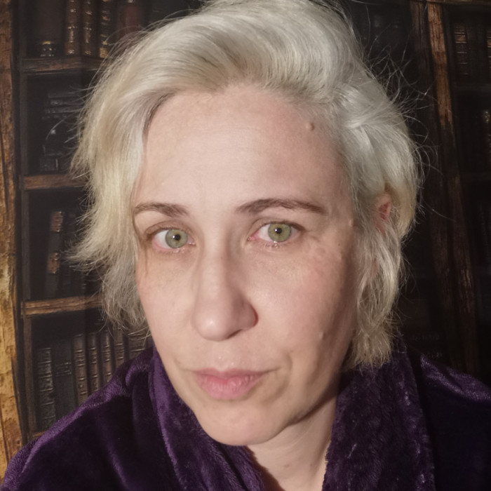 <span class='identity '><span class="identity__username">Lena Johns</span></span> Lena Johns