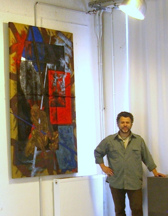<span class='identity '><span class="identity__firstname">Xavier </span> <span class="identity__name">ROUSSEL</span> </span> Xavier ROUSSEL