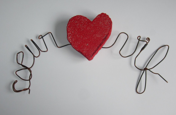 <span class='identity '><span class="identity__username">coeur à vif</span></span> coeur à vif