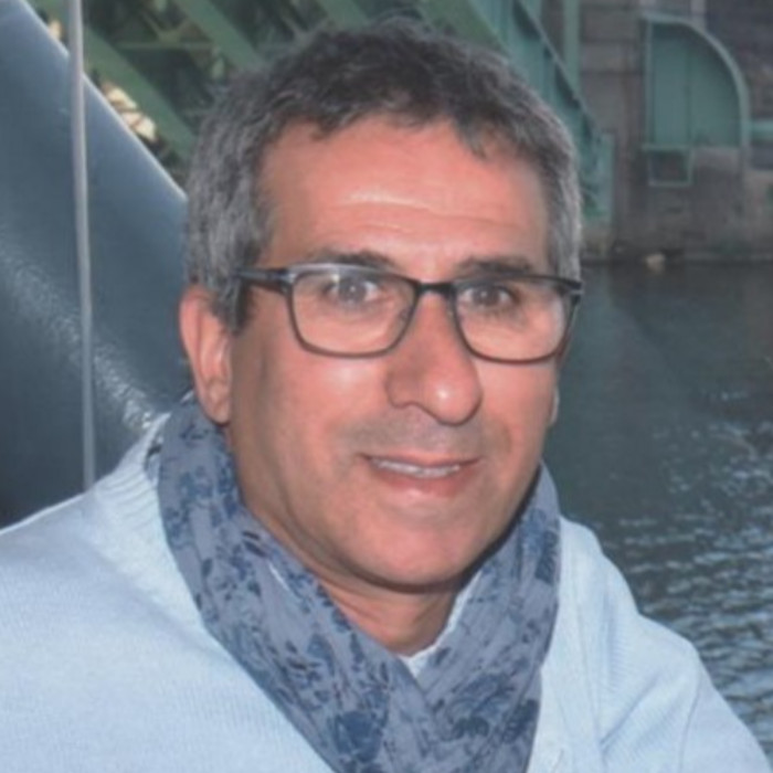 <span class='identity '><span class="identity__firstname">Michel </span> <span class="identity__name">AMIACHE</span> </span> Michel AMIACHE