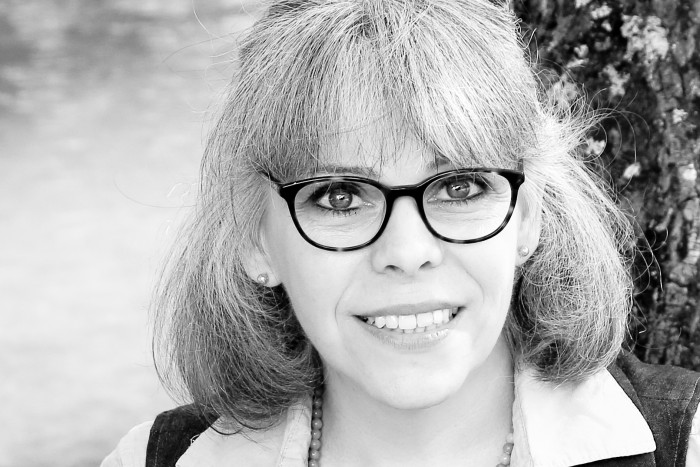 <span class='identity '><span class="identity__username">Nathalie Charlier-Coutant</span></span> Nathalie Charlier-Coutant