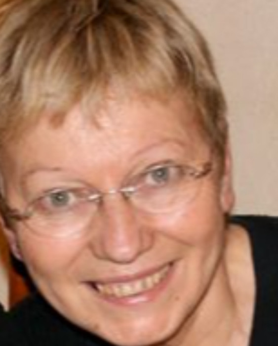 <span class='identity '><span class="identity__username">Marité Bouis</span></span> Marité Bouis