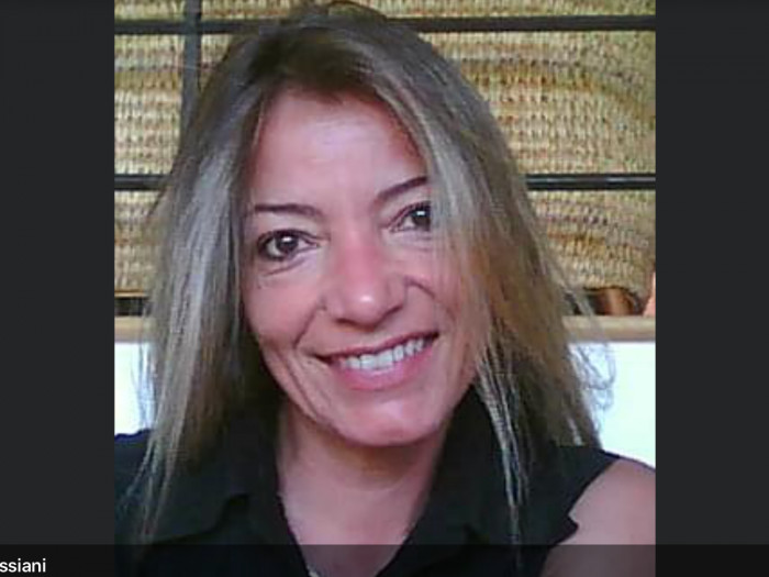 <span class='identity '><span class="identity__username">Isula</span></span> Isula