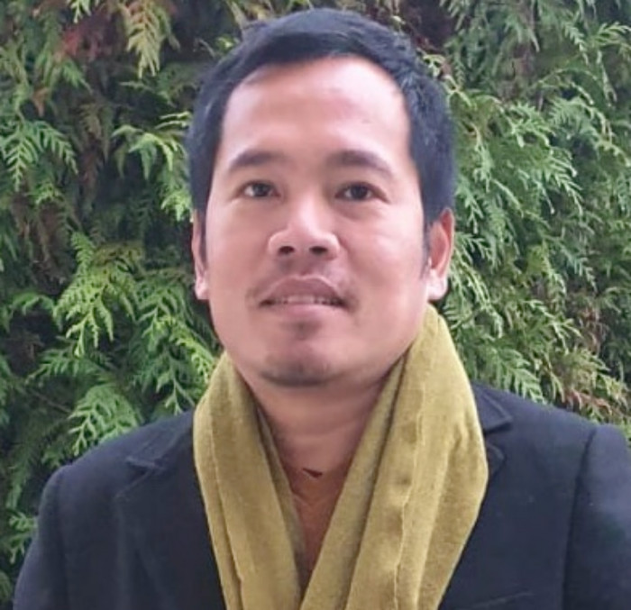 <span class='identity '><span class="identity__username">Thavi Pich</span></span> Thavi Pich
