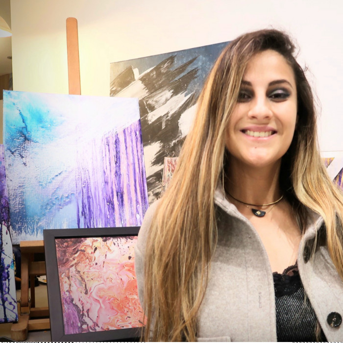 <span class='identity '><span class="identity__username">Cassandra Gouna</span></span> Cassandra Gouna