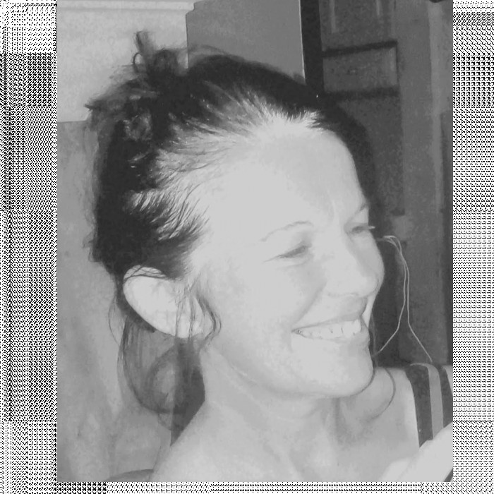 <span class='identity '><span class="identity__username">Céline</span></span> Céline