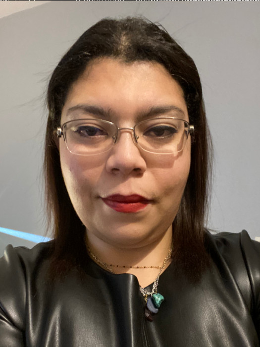 <span class='identity '><span class="identity__username">Inesarts</span></span> Inesarts