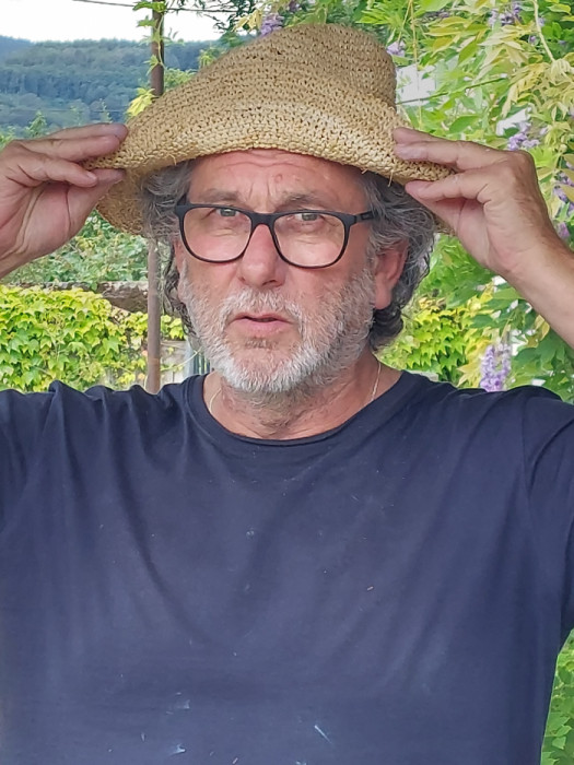 <span class='identity '><span class="identity__username">Chris van Dijk</span></span> Chris van Dijk