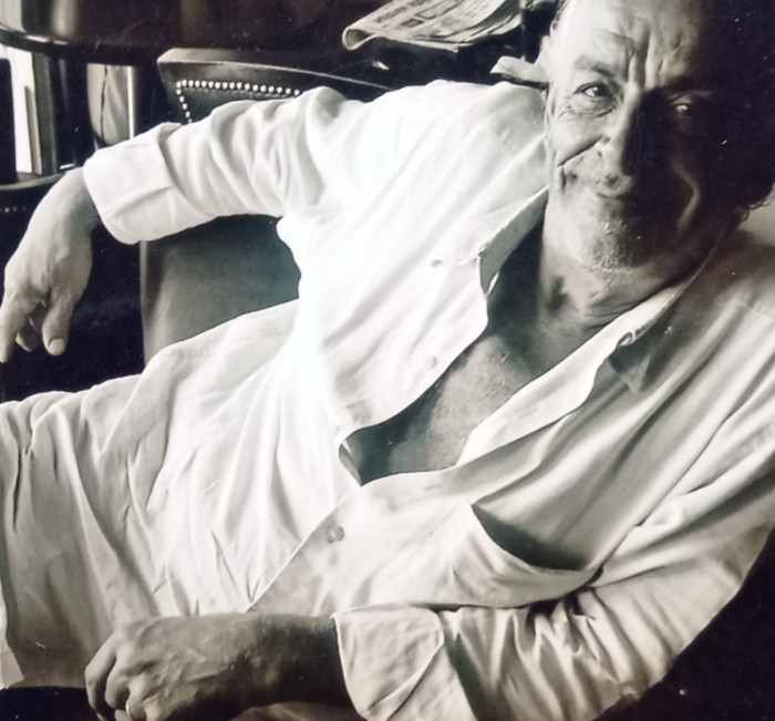 <span class='identity '><span class="identity__username">Sam Fémaré</span></span> Sam Fémaré