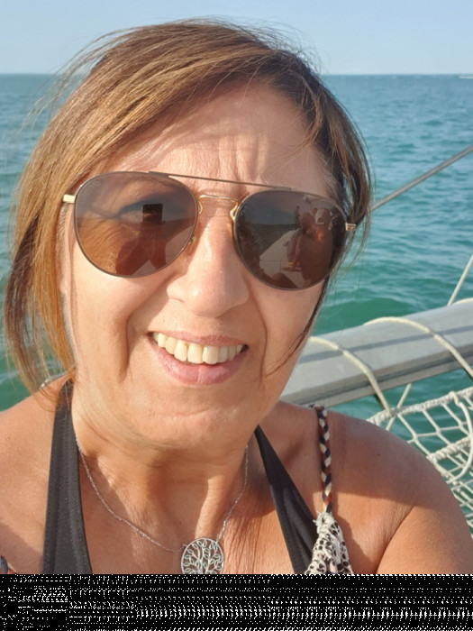 <span class='identity '><span class="identity__username">Safiahrobert</span></span> Safiahrobert