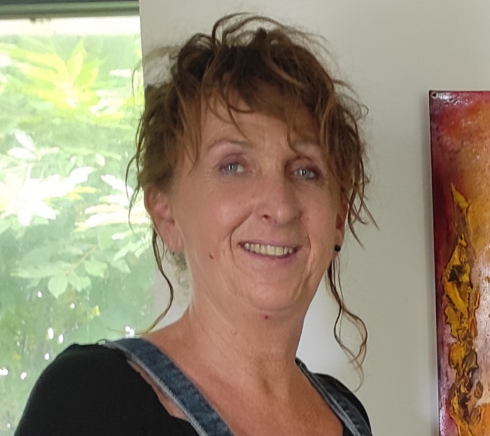 <span class='identity '><span class="identity__username">Cathy Le Carre</span></span> Cathy Le Carre