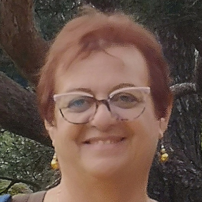 <span class='identity '><span class="identity__username">Colette R</span></span> Colette R