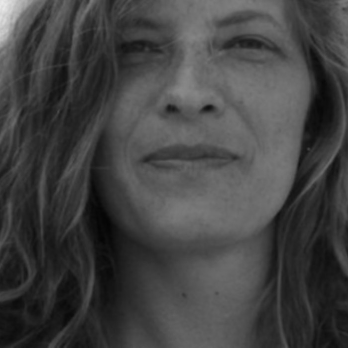 <span class='identity '><span class="identity__firstname">Anouk </span> <span class="identity__name">Julien</span> </span> Anouk Julien