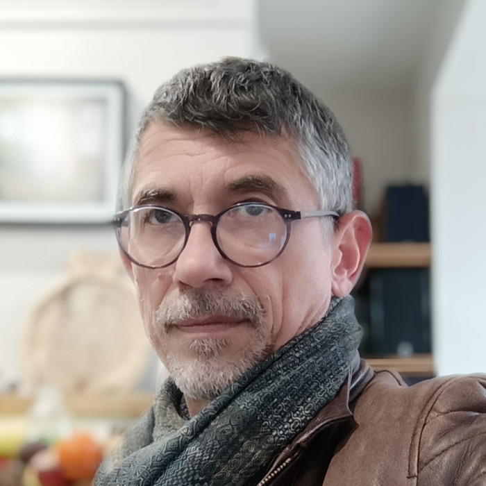 <span class='identity '><span class="identity__username">Jean pierre Calès</span></span> Jean pierre Calès