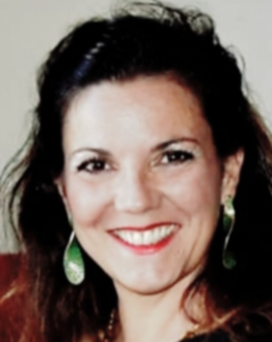 <span class='identity '><span class="identity__firstname">Stéphanie </span> <span class="identity__name">DAVERDON</span> </span> Stéphanie DAVERDON