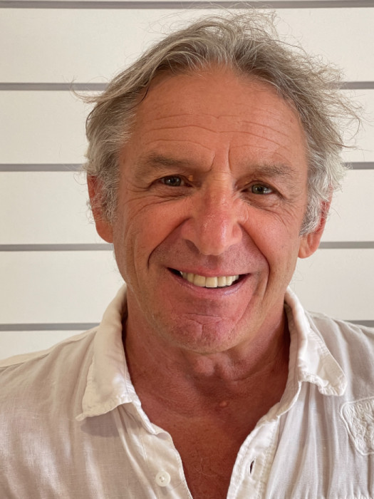<span class='identity '><span class="identity__username">Guy Chevereau</span></span> Guy Chevereau