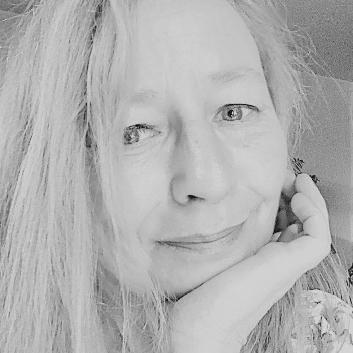 <span class='identity '><span class="identity__username">Véronique Rose</span></span> Véronique Rose