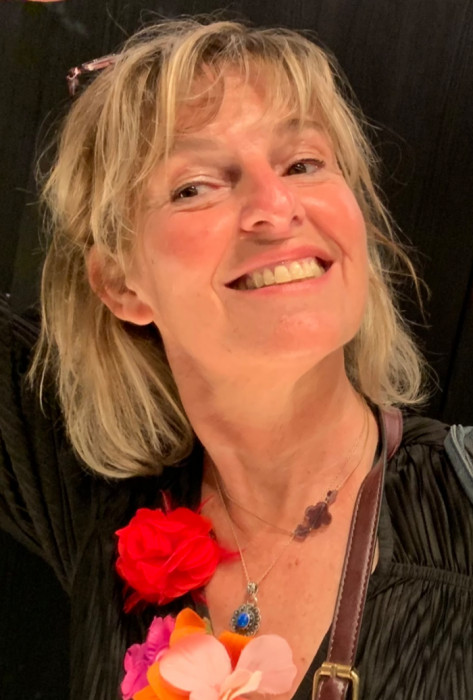 <span class='identity '><span class="identity__firstname">Anne Marie </span> <span class="identity__name">Héliès</span> </span> Anne Marie Héliès