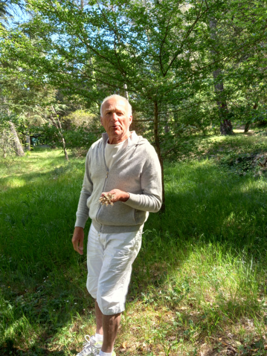 <span class='identity '><span class="identity__username">PAT</span></span> PAT