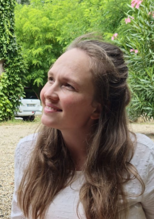 <span class='identity '><span class="identity__firstname">Yolaine </span> <span class="identity__name">Jourdain</span> </span> Yolaine Jourdain