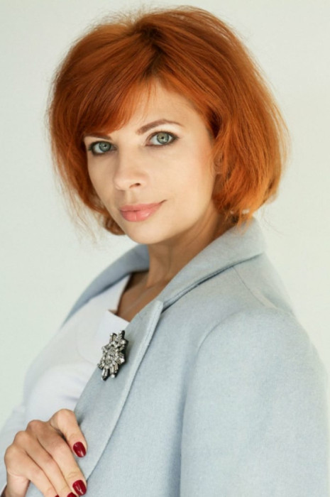 <span class='identity '><span class="identity__username">Allaisa</span></span> Allaisa