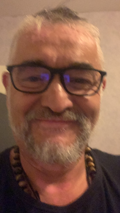 <span class='identity '><span class="identity__username">Hassan</span></span> Hassan