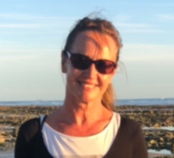 <span class='identity '><span class="identity__firstname">Carole </span> <span class="identity__name">Hurel</span> </span> Carole Hurel