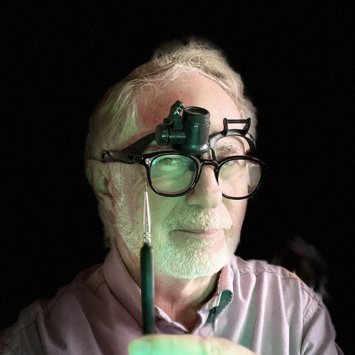 <span class='identity '><span class="identity__username">Walter FISHBONE</span></span> Walter FISHBONE