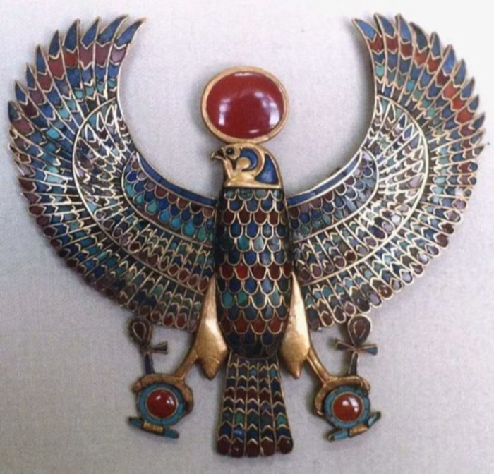 <span class='identity '><span class="identity__username">TAN.G jewwelery designer</span></span> TAN.G jewwelery designer