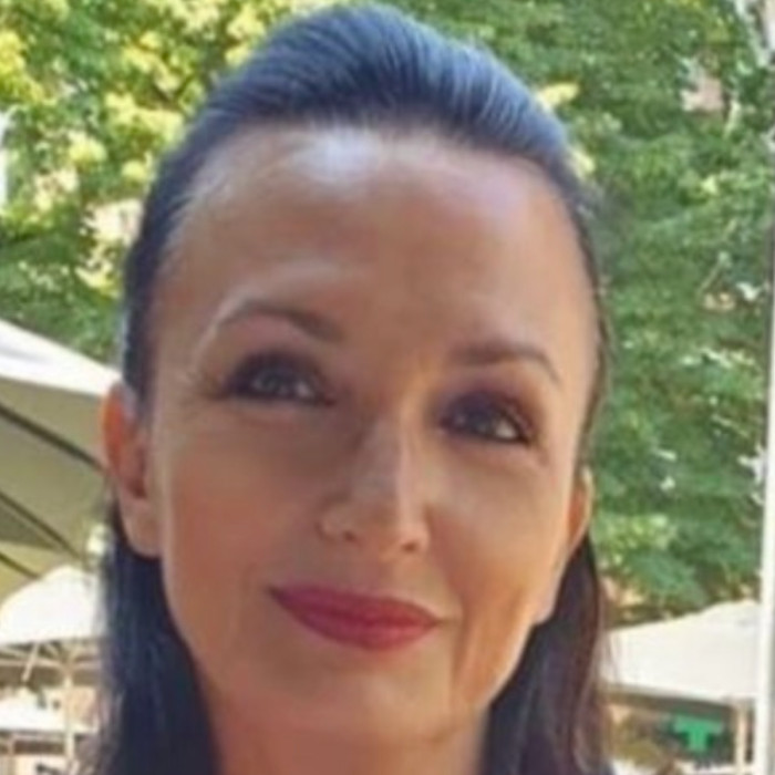 <span class='identity '><span class="identity__username">Marie Estepa</span></span> Marie Estepa
