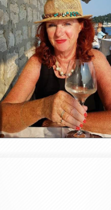 <span class='identity '><span class="identity__username">Christa Maurer</span></span> Christa Maurer