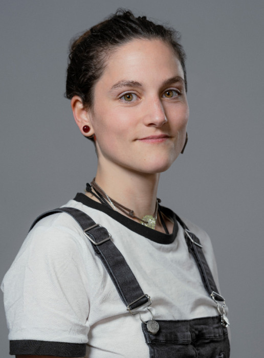 <span class='identity '><span class="identity__username">Lau BRHT</span></span> Lau BRHT