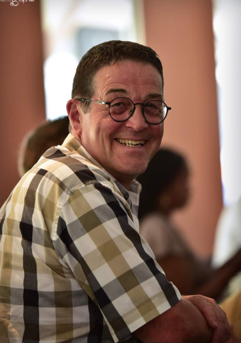<span class='identity '><span class="identity__firstname">Olivier </span> <span class="identity__name">Skler</span> </span> Olivier Skler