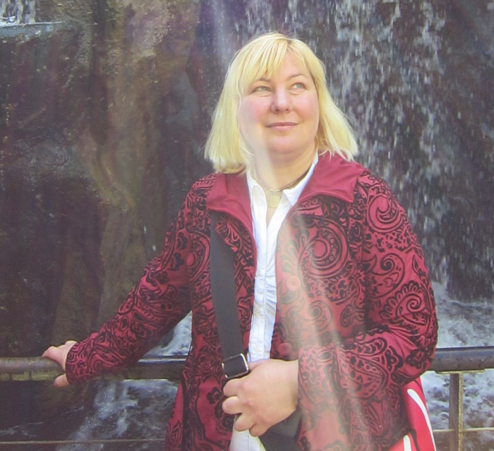 <span class='identity '><span class="identity__username">Elva Polyakova</span></span> Elva Polyakova