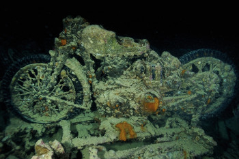 MOTO BSA SUR LE PONT DU THISTLEGORM Sur le site d’ARTactif