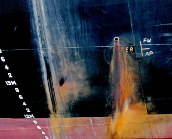 Œuvre contemporaine nommée « Tableau photographique bateau, abstraction lyrique,  de Sea Lantana », Réalisée par AOSTEN, ARTISTE PORTUAIRE