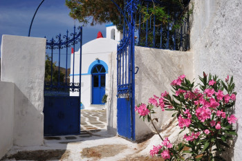 PORTAIL BLEU (ÎLE DE SIFNOS) Sur le site d’ARTactif