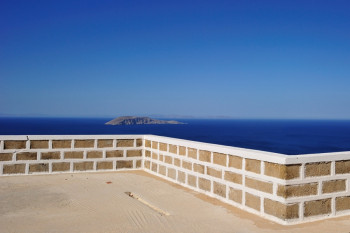 VUE SUR MER ÎLE DE SERIFOS Sur le site d’ARTactif