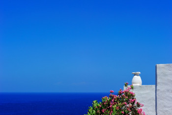 TERRASSE SUR LA MER ÉGÉE Sur le site d’ARTactif