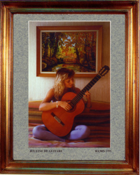 1991 Joueuse de guitare Sur le site d’ARTactif