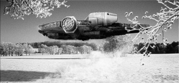 Œuvre contemporaine nommée « Millennium-falcon-winter », Réalisée par VINZDREAM2006