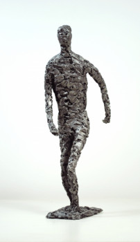 Œuvre contemporaine nommée « {"fr":"l'homme qui marche"} », Réalisée par JEAN-PIERRE TAUZIA