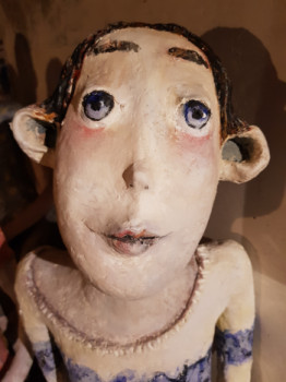 Œuvre contemporaine nommée « personnage », Réalisée par MARIE HéLèNE ROGER