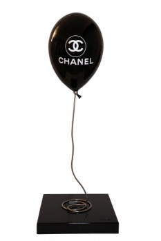 Œuvre contemporaine nommée « BALLON CHANEL  1 », Réalisée par GERALDINE MORIN