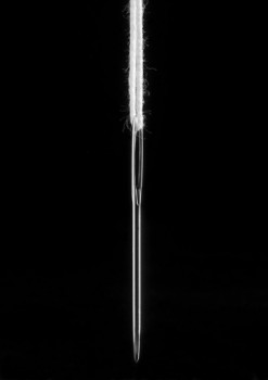 Œuvre contemporaine nommée « Fil et aiguille », Réalisée par PIERRE BOILLON