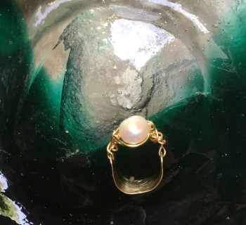 Œuvre contemporaine nommée « Finuilas, Tolkien-Inspired ring », Réalisée par ADRIENNE JALBERT