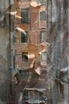 Œuvre contemporaine nommée « Pelures de façade », Réalisée par HéLèNE ZENATTI
