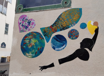 Œuvre contemporaine nommée « Poisson 249, Sauvons l'eau, nomade urbaine, Love Love (nu) + Love champion (heartcraft) », Réalisée par FAHIMA BOUBIA... NU