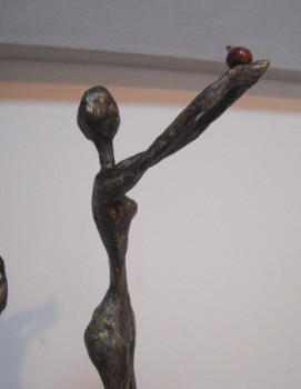 Œuvre contemporaine nommée « héloïde et sa perle de jaspe », Réalisée par NATHALIE CHARLIER-COUTANT